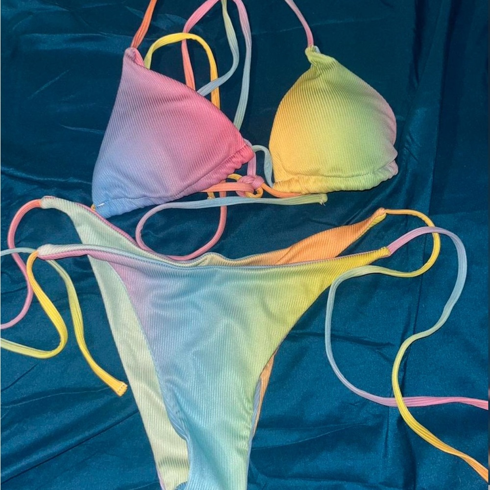 Hombre, rainbow, bikini